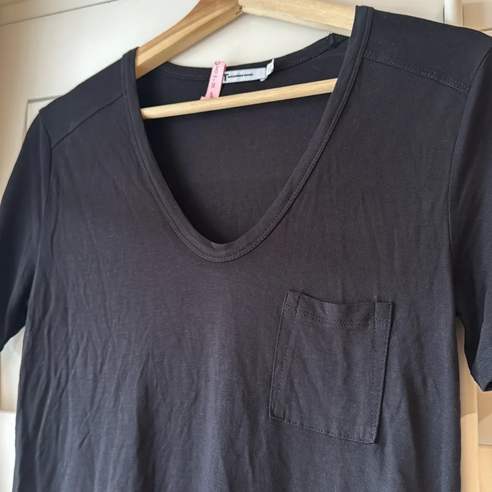 T BY ALEXANDER WANG EUC U Neck Pocket Classic Tee Shirt T Black XS Rayon Basic - Picture 4 of 5